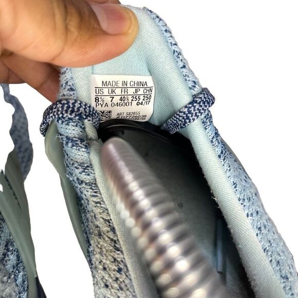 Adidas Women's UltraBoost 3.0 Running Shoes Size 8.5 Sneakers Icey Blue S82055 - Picture 4 of 9